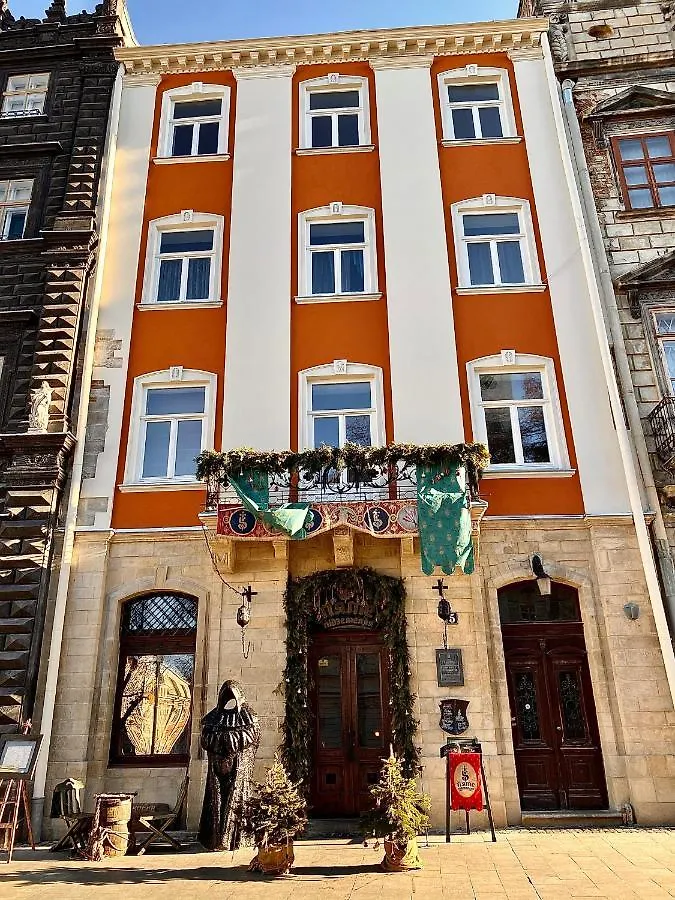 Apartments On Rynok Square Lvov